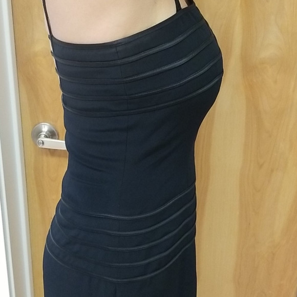 Niteline Della Roufogali Black Evening Gown Prom Dress size 6 - Picture 6 of 7